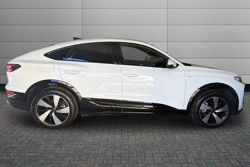 Audi Q6 E-Tron 185Kw 83Kwh Sport EJ75ZCK White #4