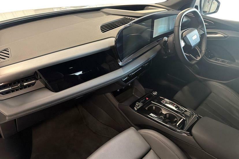 Audi Q6 E-Tron 185Kw 83Kwh Sport EJ75ZCK White #2