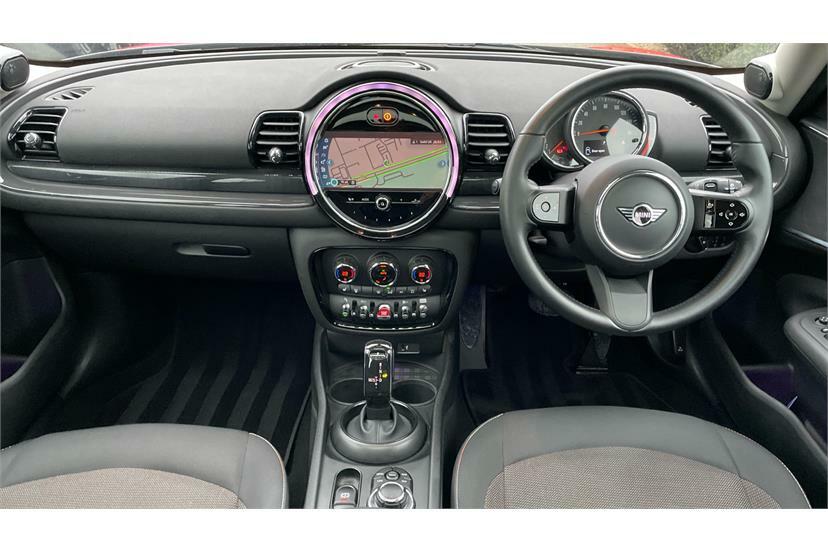 Mini Clubman 1.5 Cooper Classic 6Dr Comfortnav Pack GU72TXR Red #4