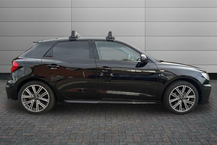 Audi A1 30 Tfsi S Line S Tronic EK75XCJ Black #4
