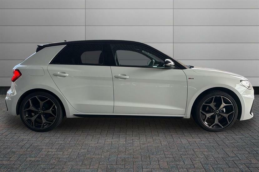Audi A1 25 Tfsi Black Edition S Tronic EK75JVF Black #4