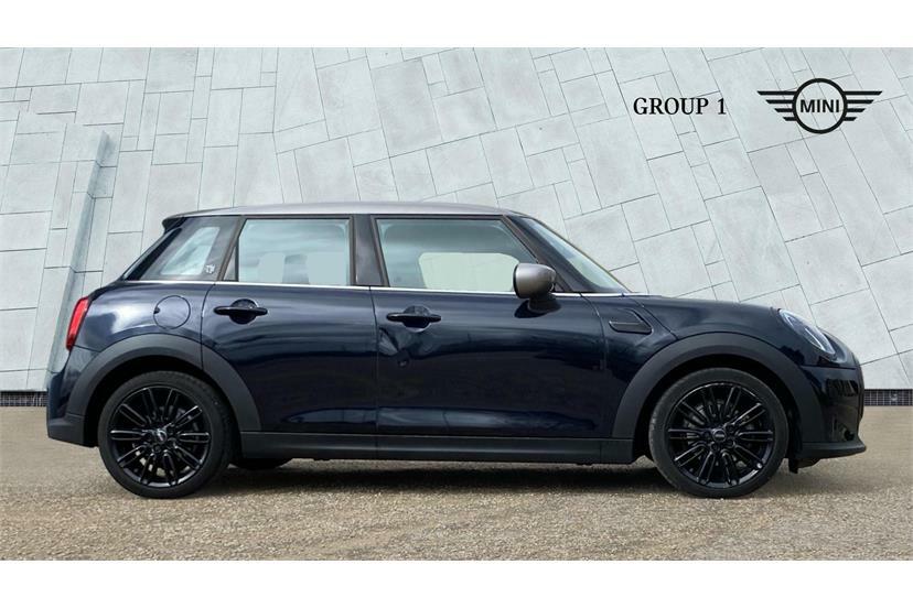 Mini Hatch 1.5 Cooper Exclusive Comfort Pack HX73OCY Black #3
