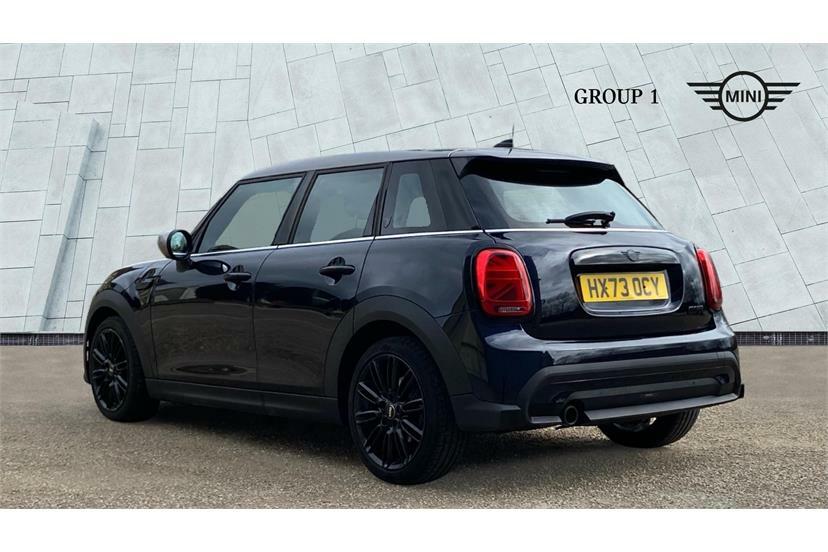 Mini Hatch 1.5 Cooper Exclusive Comfort Pack HX73OCY Black #2