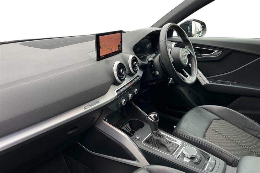 Audi Q2 35 Tfsi S Line S Tronic Cs LS22TZX Black #2