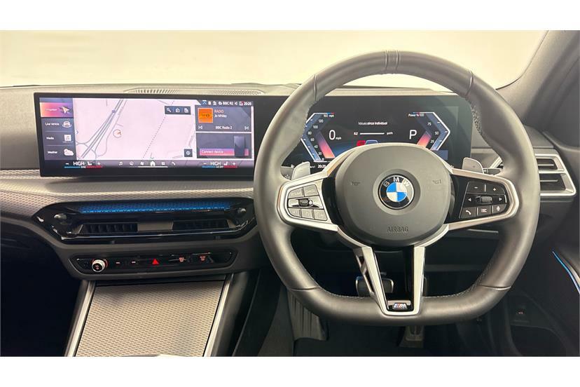 BMW 3 Series 320I M Sport Step YJ25ZML Black #5