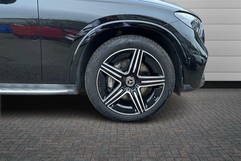 Mercedes-Benz GLC Class Glc 300D 4Matic Amg Line Premium 9G-tronic KS25WHN Black #4