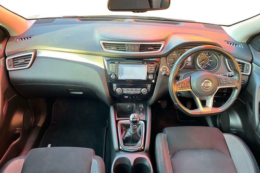 Nissan Qashqai 1.5 Dci 115 N-connecta WU69NHL Silver #6