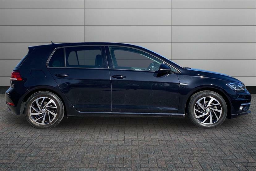 Volkswagen Golf 1.5 Tsi Evo Match Edition RO20JYL Black #4