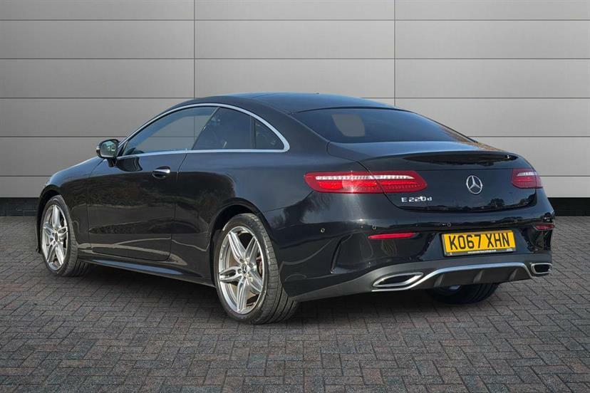 Mercedes-Benz E Class E220d Amg Line Premium 9G-tronic KO67XHN Black #2