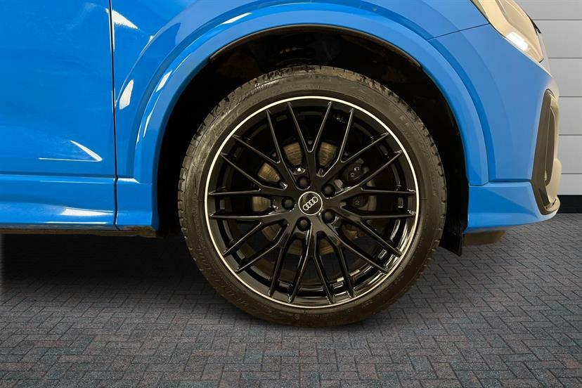Audi Q2 35 Tfsi Black Edition S Tronic AU22PYT Blue #5