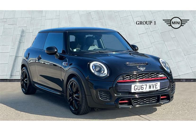 Mini Hatch 2.0 John Cooper Works Black