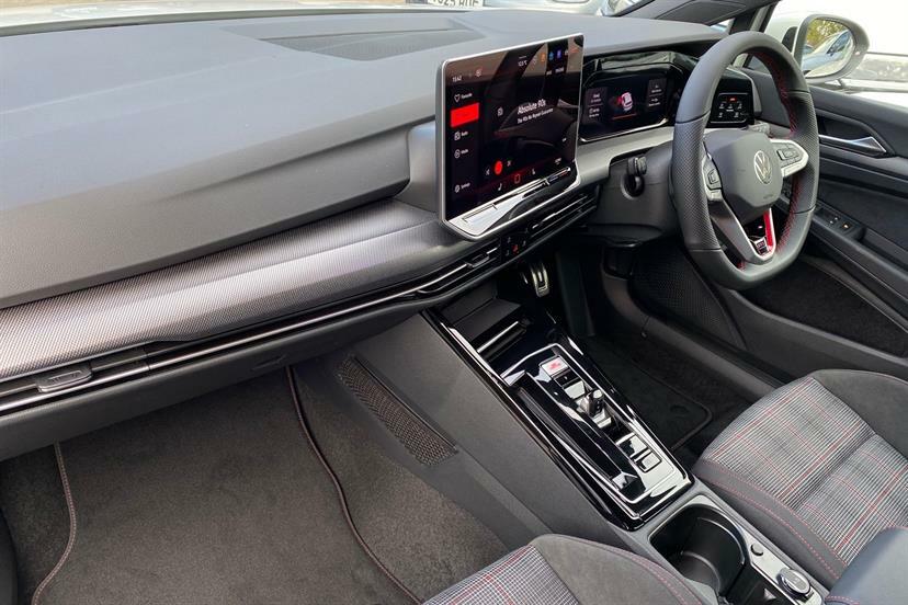 Volkswagen Golf 2.0 Tsi 265 Gti Dsg MJ75XXW White #2
