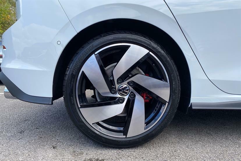 Volkswagen Golf 2.0 Tsi 265 Gti Dsg MJ75XXW White #5