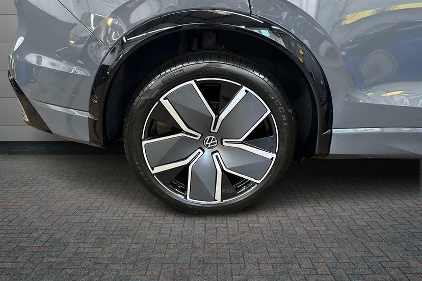 Volkswagen Tiguan 1.5 Etsi 150 R-line Dsg GK26HBN Grey #2