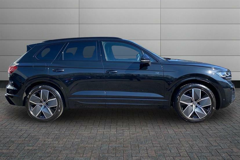Volkswagen Touareg 3.0 V6 Tdi 4Motion 286 Black Edition Tip Black #4