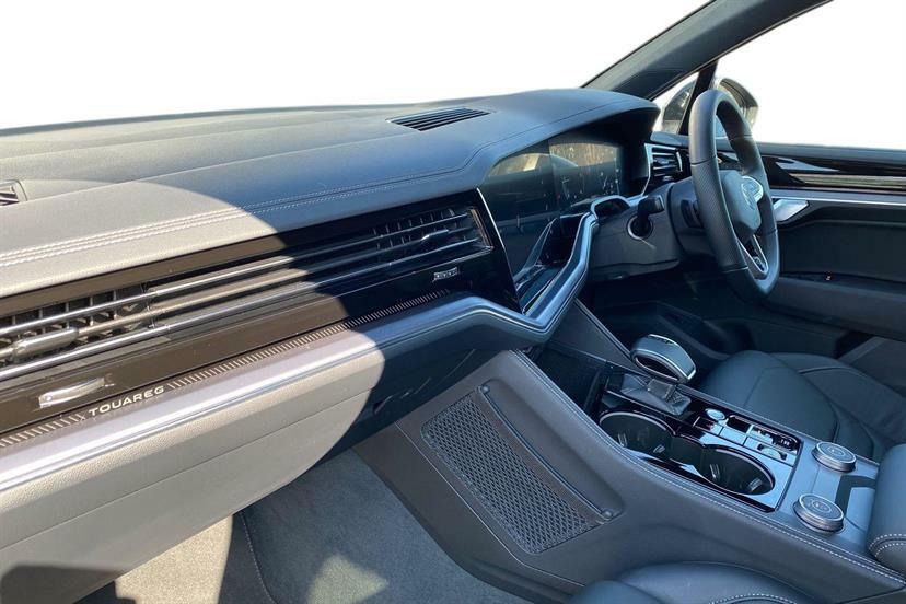Volkswagen Touareg 3.0 V6 Tdi 4Motion 286 Black Edition Tip Black #2