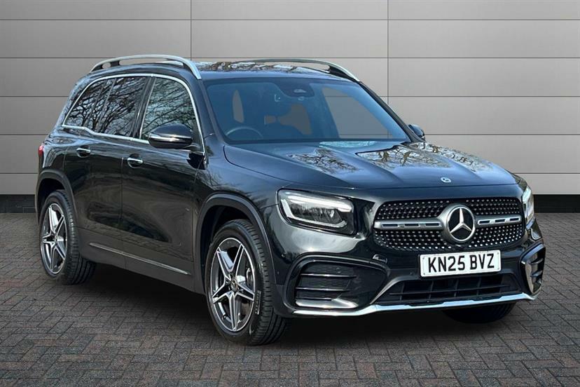 Mercedes-Benz GLB Class 220D 4Matic Amg Line Executive 8G-tronic Black