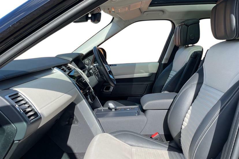 Land Rover Discovery 3.0 D350 Dynamic Hse KK24GXR Black #3