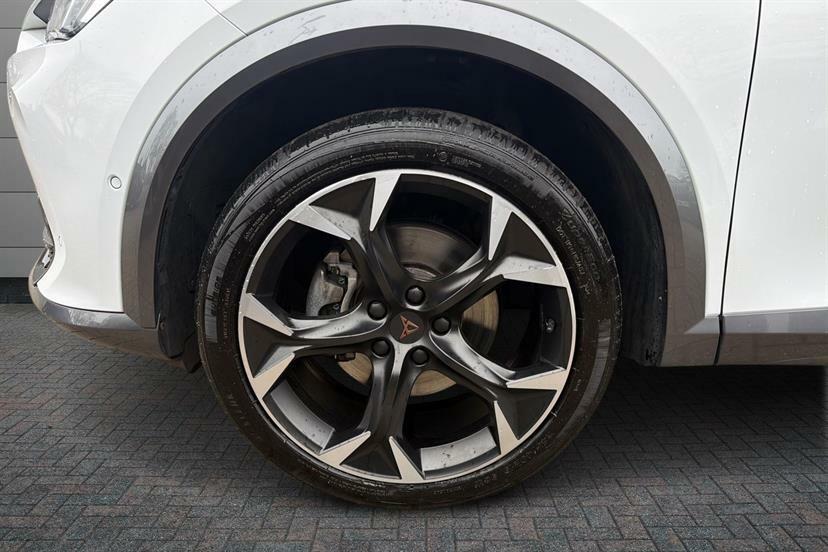 Cupra Formentor 1.5 Tsi 150 V2 Dsg LM22KYK White #5