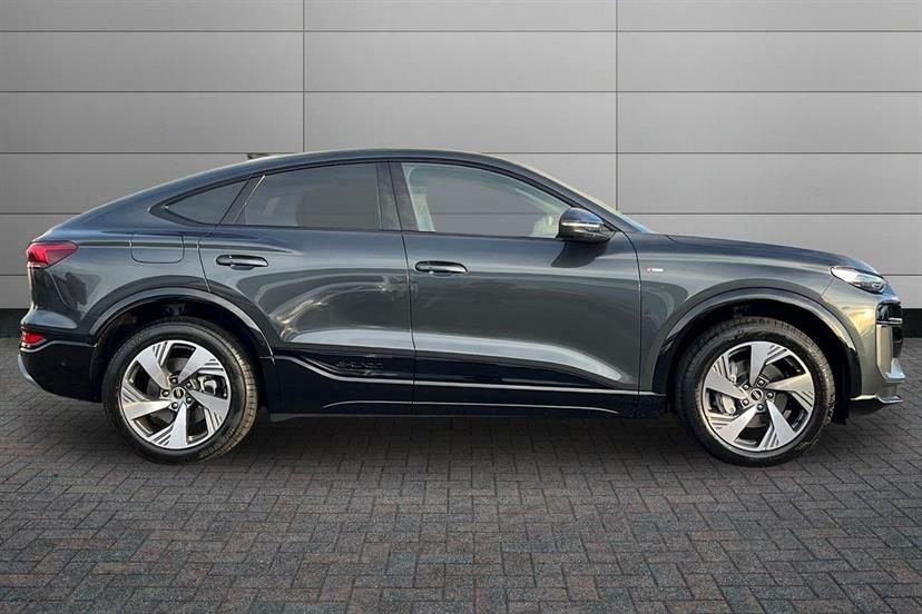 Audi Q6 E-Tron 285Kw Quattro 100Kwh S Line AO75SVN Grey #4