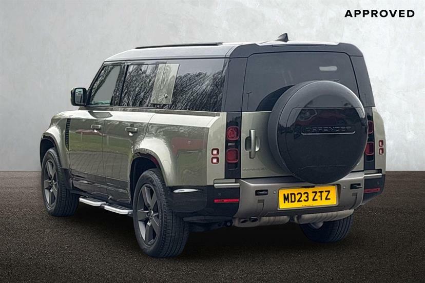 Land Rover Defender 130 3.0 D300 X-dynamic Hse 130 8 Seat Green #2