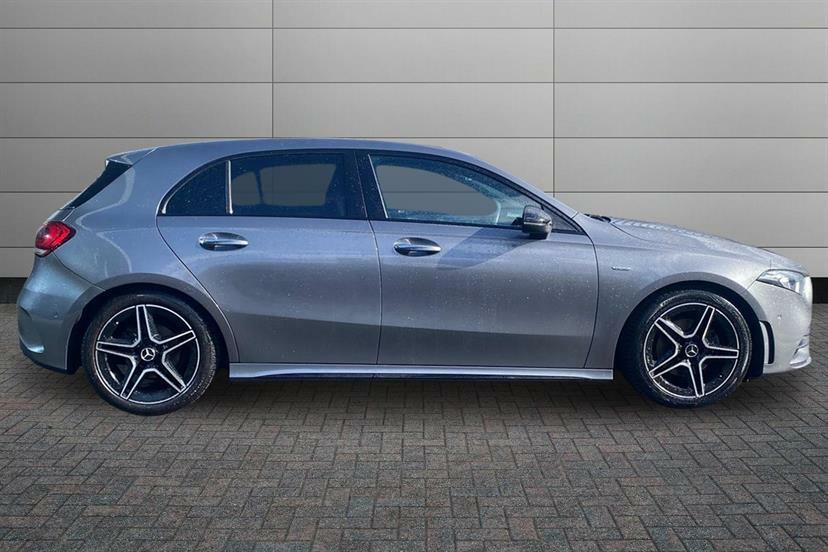 Mercedes-Benz A Class A180 Amg Line Premium Plus Edition DE22FXF Grey #3
