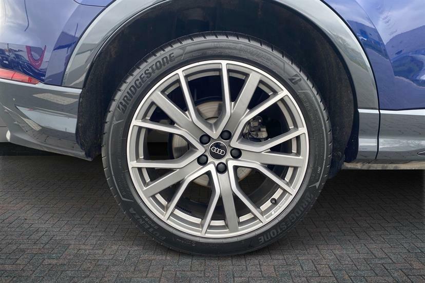 Audi Q3 35 Tfsi Black Edition S Tronic 20 Alloy LM75NLZ Blue #5