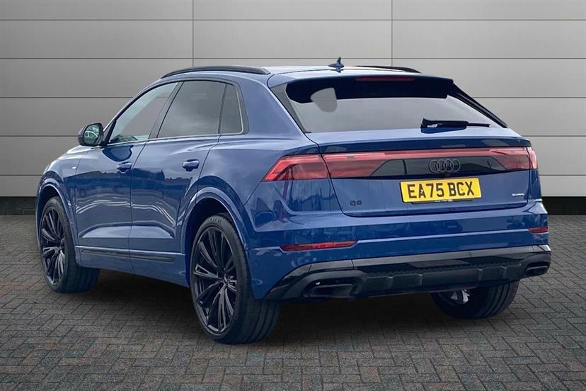 Audi Q8 3.0 Tdi Quattro 286 Black Ed Tiptronic Tech EA75BCX Blue #3