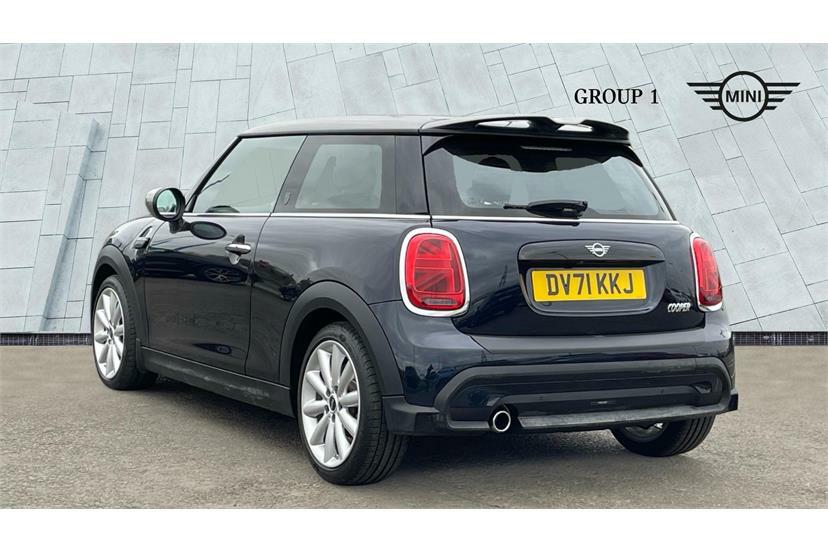 Mini Hatch 1.5 Cooper Exclusive Comfortnav Pck Black #2