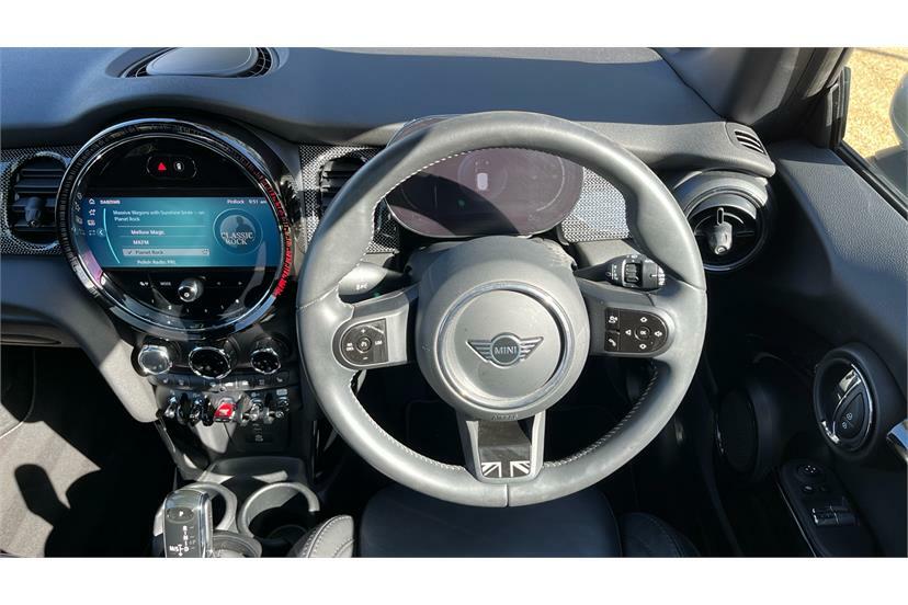 Mini Hatch 1.5 Cooper Exclusive Comfortnav Pck AV24KUP Silver #5