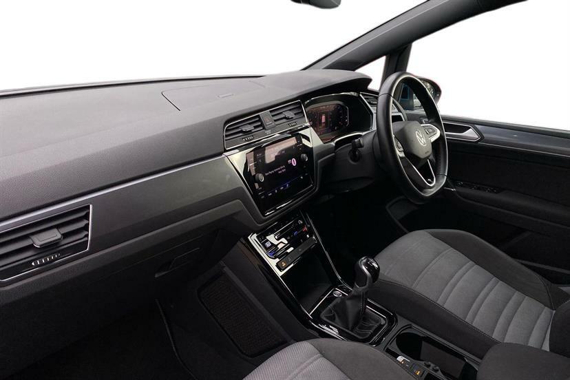 Volkswagen Touran 1.5 Tsi Evo R-line Black #2
