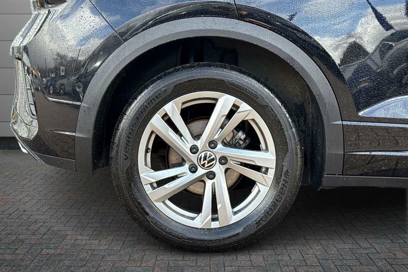 Volkswagen T-Roc 1.5 Tsi R-line GD25NTV Black #5