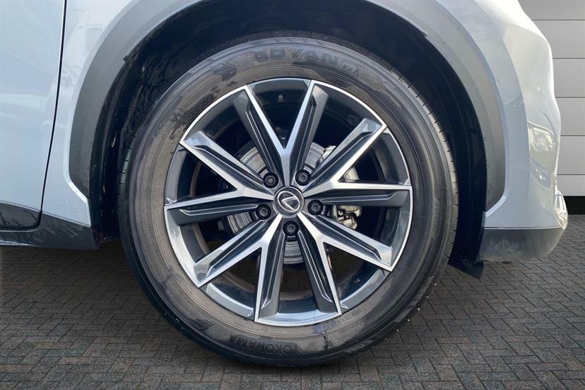 Lexus LBX 1.5 Premium Plus Design E-cvt FL74YMX Black #5