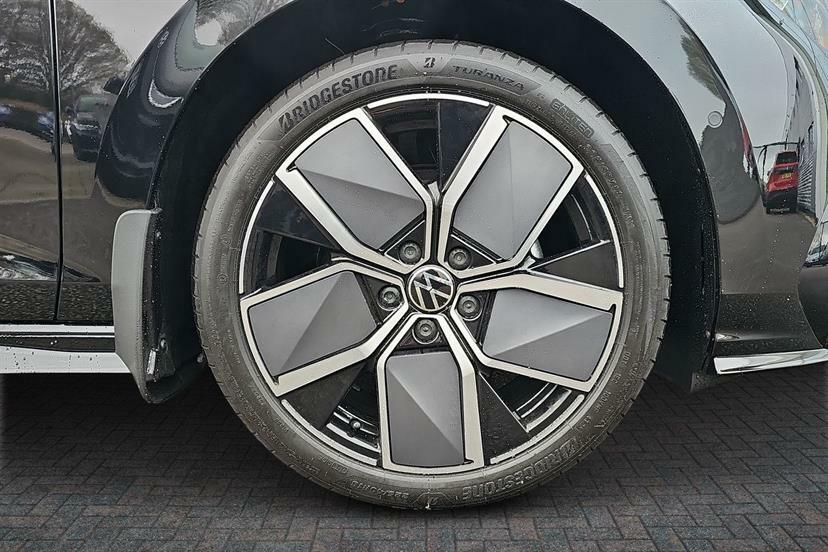 Volkswagen Golf 2.0 Tdi 150 Black Edition Dsg DE26NCC Black #5
