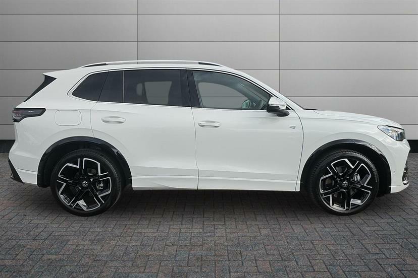 Volkswagen Tiguan 2.0 Tdi R-line Dsg DA26AWX White #4