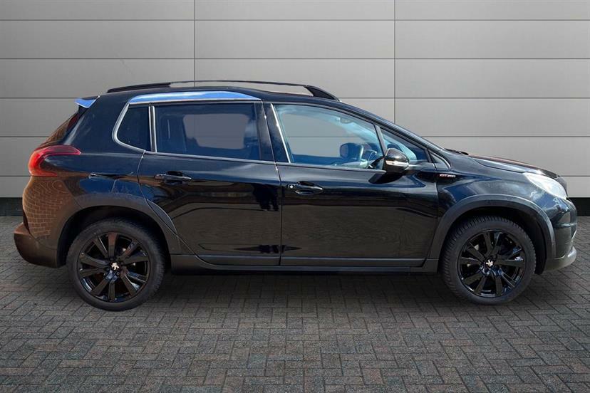 Peugeot 2008 1.2 Puretech 110 Gt Line EN17PXF Black #4