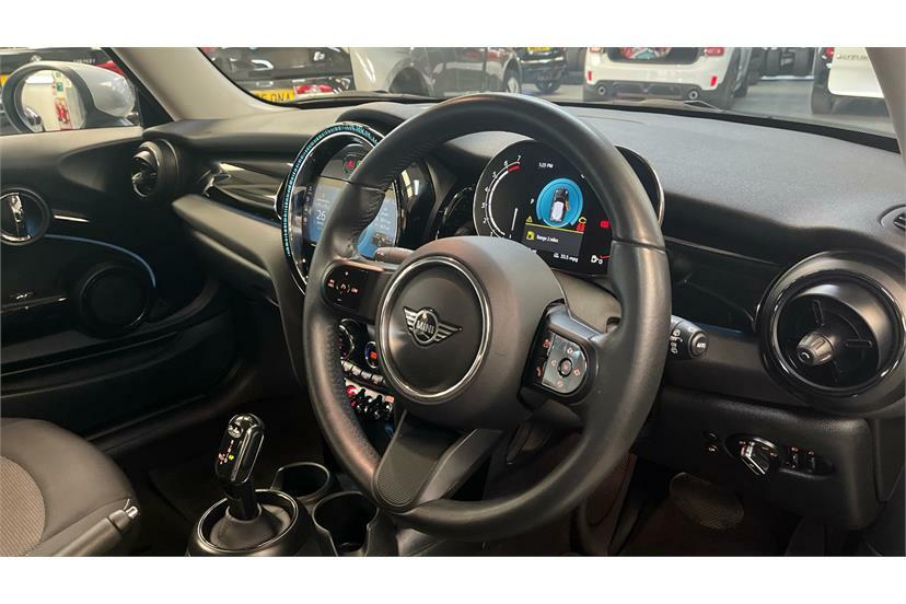 Mini Hatch 1.5 Cooper Classic EN73VNE Silver #6