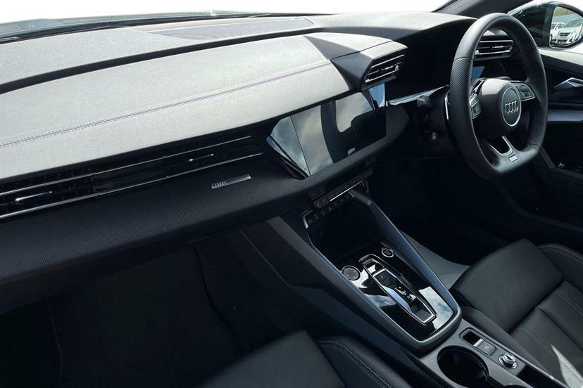 Audi A3 1.5 Tfsi 150 Black Edition S Tronic AO75EPC Grey #2