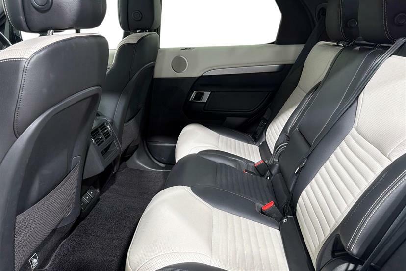 Land Rover Discovery 3.0 D250 R-dynamic Se FJ23XVU Silver #4