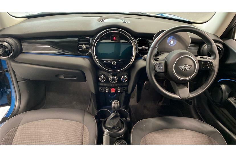 Mini Hatch 1.5 Cooper Classic RE22NXF Blue #4
