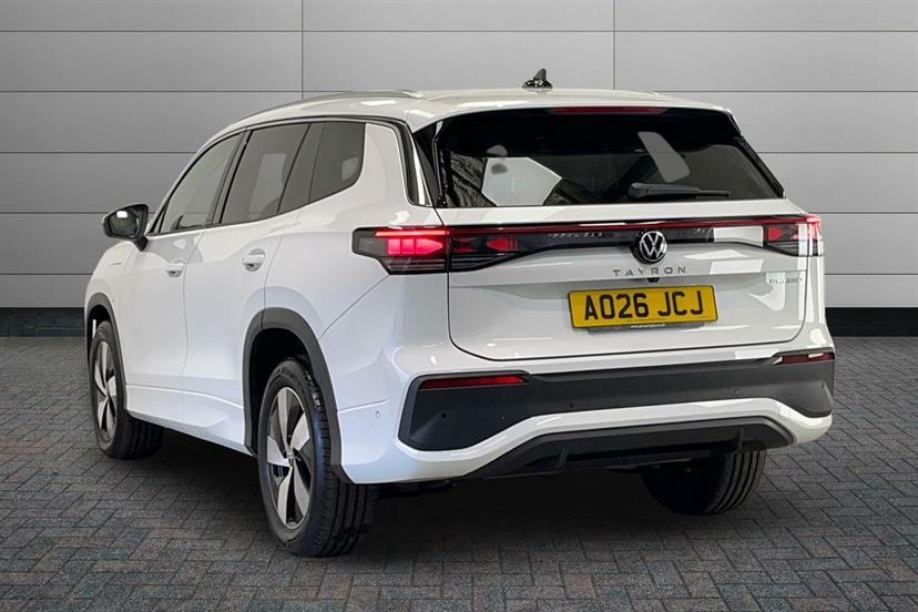 Volkswagen Tayron 1.5 Tsi Ehybrid Match Dsg6 AO26JCJ White #3