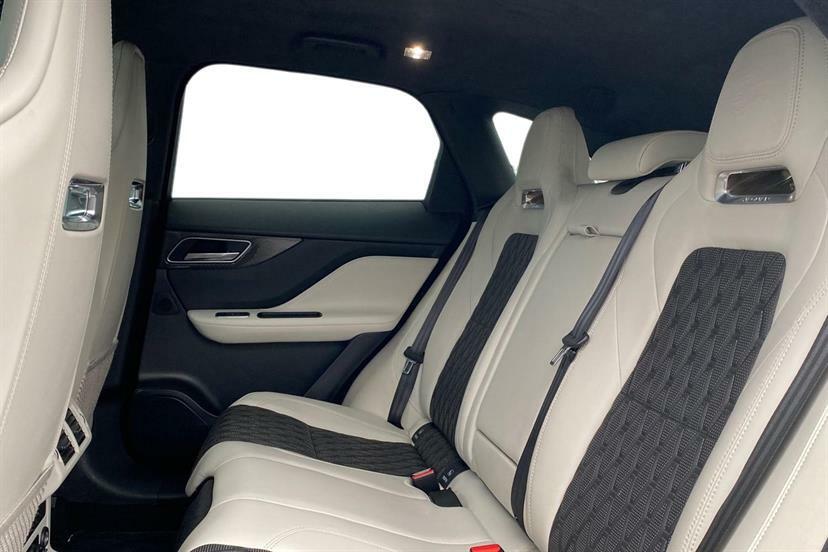 Jaguar F-Pace 5.0 Supercharged V8 Svr Awd ML69LFN Black #4