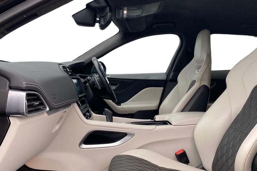 Jaguar F-Pace 5.0 Supercharged V8 Svr Awd ML69LFN Black #3