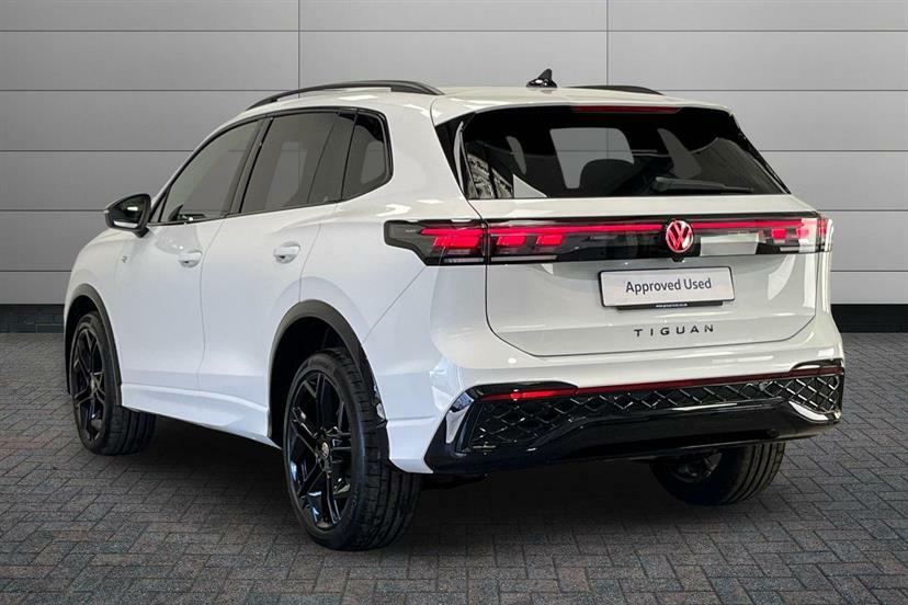 Volkswagen Tiguan 2.0 Tsi 265 4Motion Black Edition Dsg SY75VBB White #3