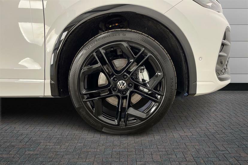Volkswagen Tiguan 2.0 Tsi 265 4Motion Black Edition Dsg SY75VBB White #5