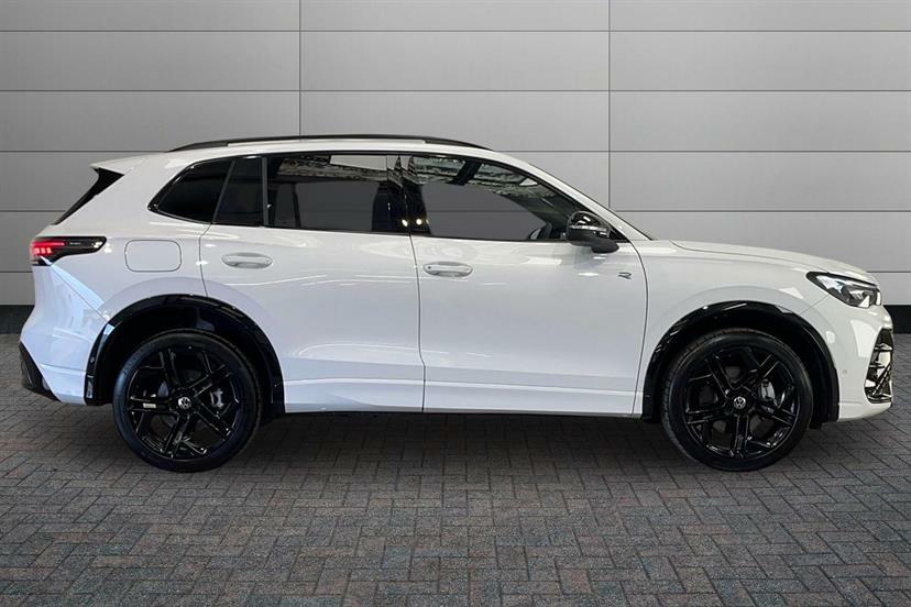 Volkswagen Tiguan 2.0 Tsi 265 4Motion Black Edition Dsg SY75VBB White #4