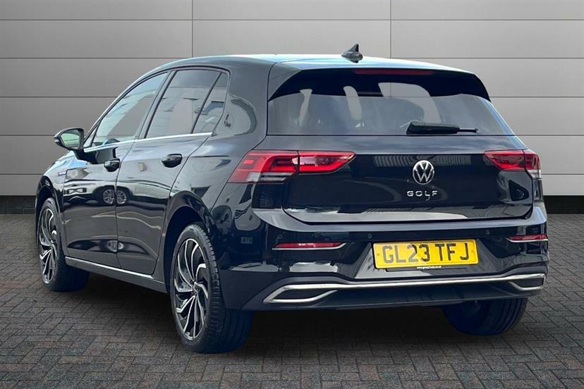 Volkswagen Golf 1.5 Tsi Style Edition GL23TFJ Black #3