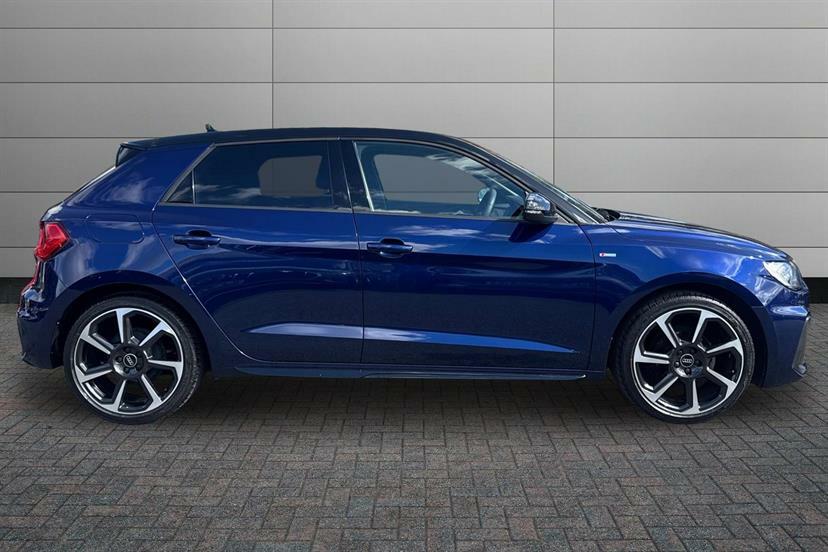 Audi A1 25 Tfsi Black Edition S Tronic EN74BCV Blue #4