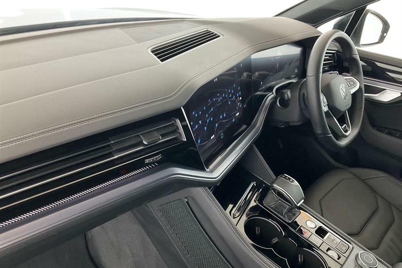 Volkswagen Touareg 3.0 V6 Tdi 4Motion 286 Black Edition Tip AU75NVZ Silver #2