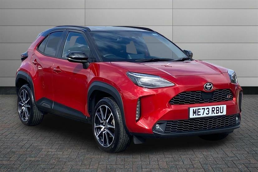 Toyota Yaris Cross 1.5 Hybrid Gr Sport Cvt Black